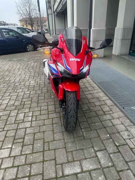 Honda CBR 500 R (2024 - 25) (4)