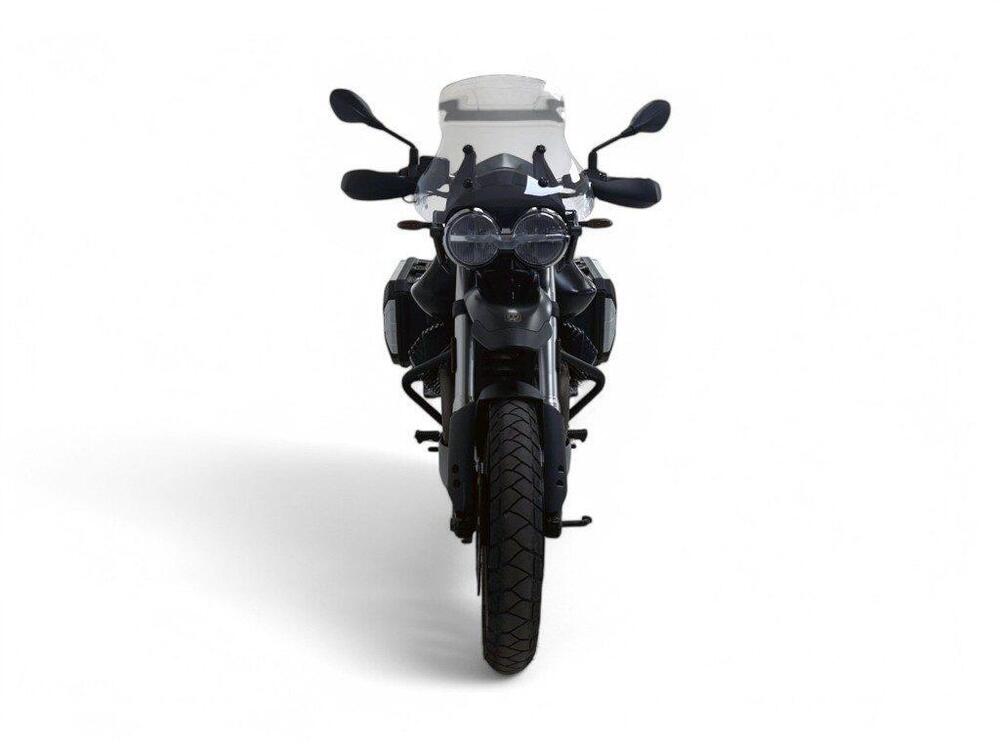 Moto Guzzi V85 TT (2021 - 23) (2)