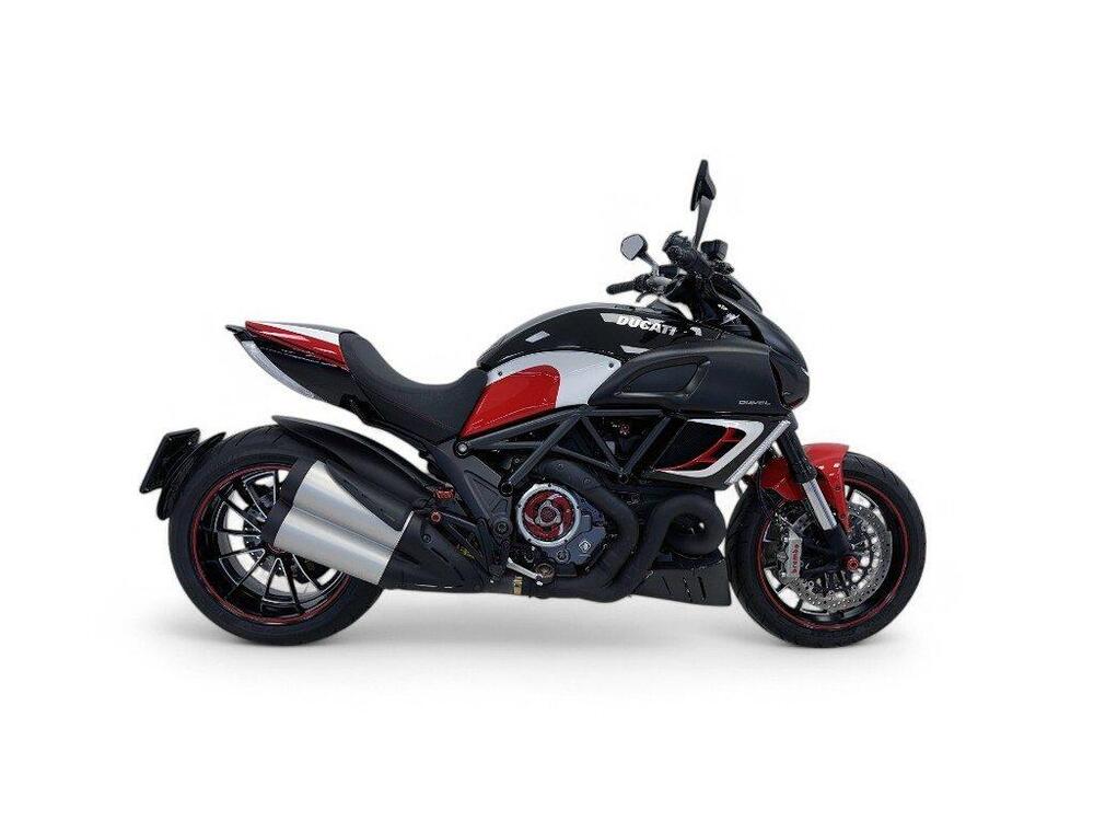 Ducati Diavel 1200 (2010 - 13)