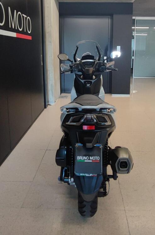 Kymco Agility 300i (2021 - 25) (4)