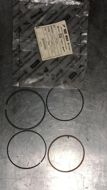 FASCE ELASTICHE PER APRILIA SXV E RXV 450. CODICE