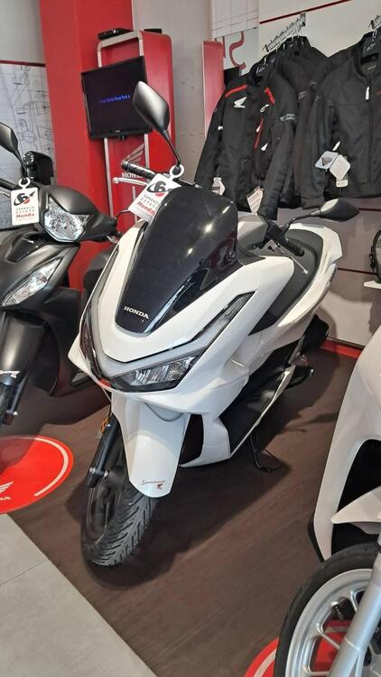 Honda PCX 125 (2025) (5)