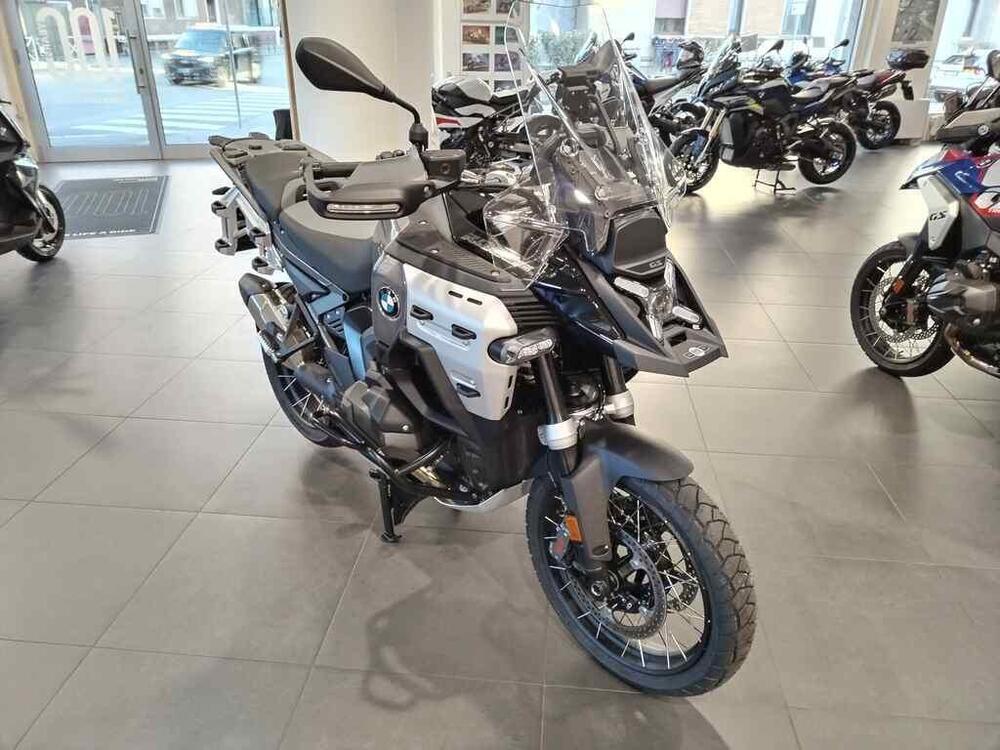 Bmw R 1300 GS Adventure Triple Black (2025) (3)