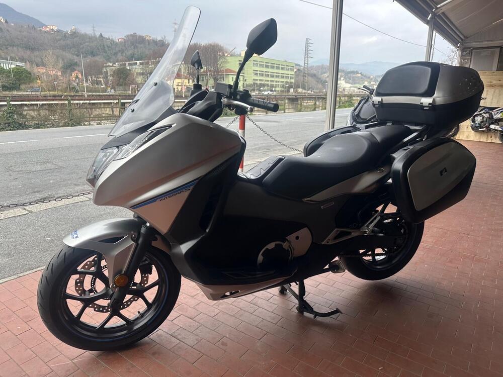 Honda Integra 750 DCT (2016 - 17) (4)