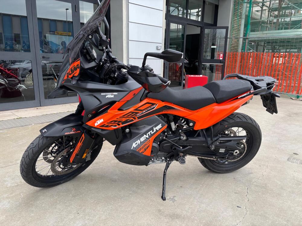 KTM 890 Adventure (2022) (3)