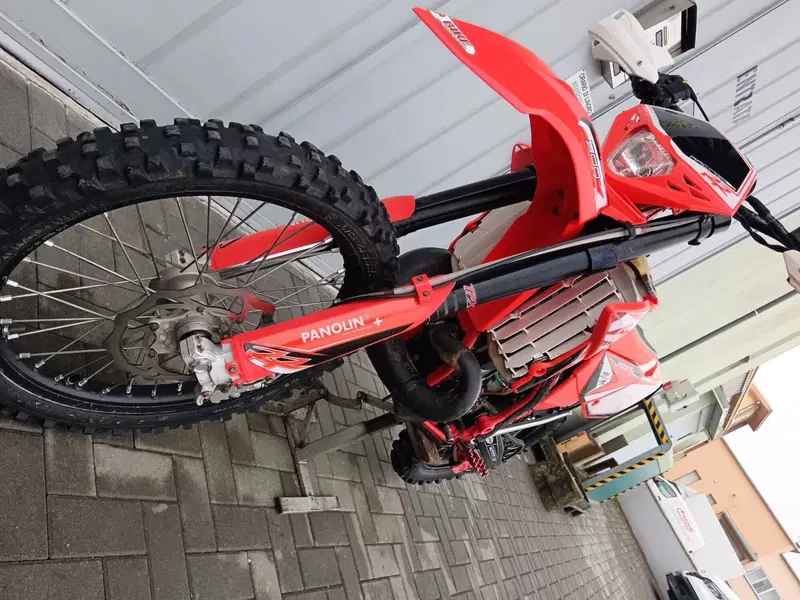 Betamotor RR 300 2T Enduro (2016) (15)