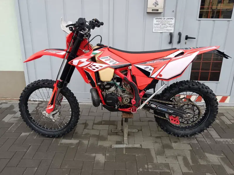 Betamotor RR 300 2T Enduro (2016) (5)