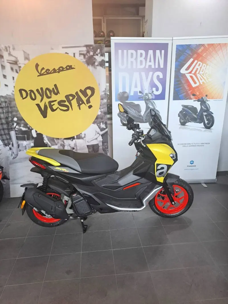 Aprilia SR GT 125 (2022 - 24) (2)