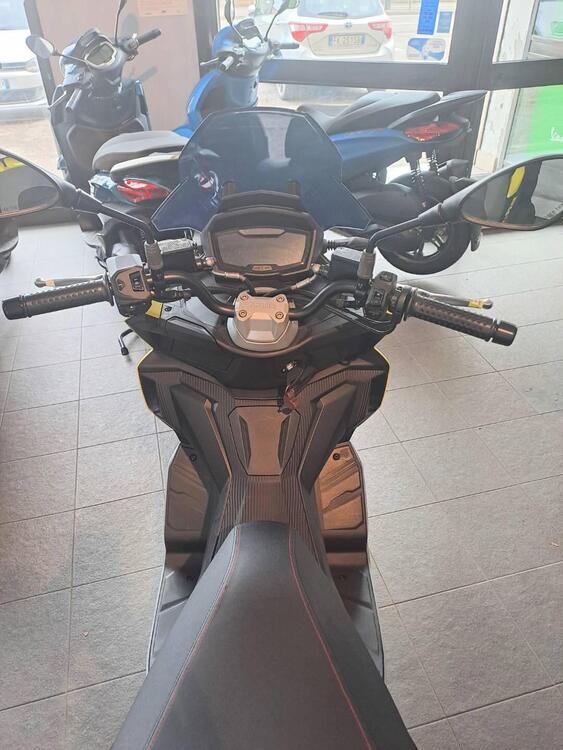 Aprilia SR GT 125 (2022 - 24) (4)