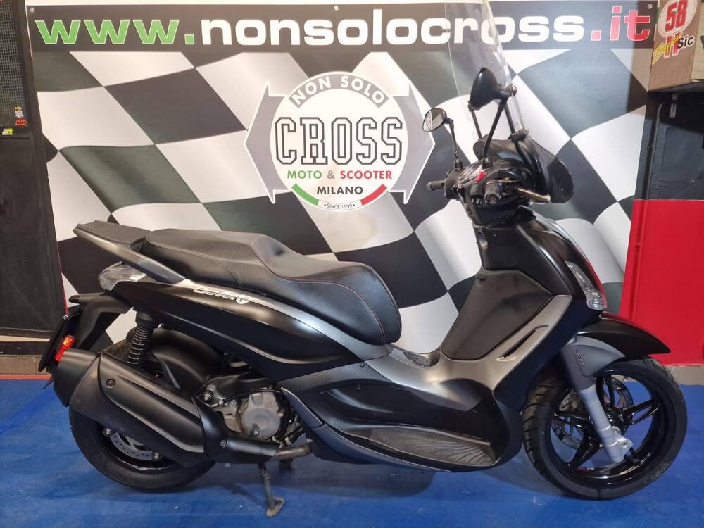 Piaggio Beverly 350 SportTouring ie ABS (2011 - 17)