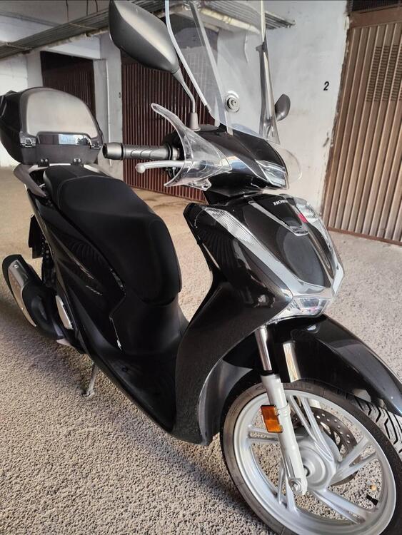 Honda SH 150i (2020 - 25) (2)