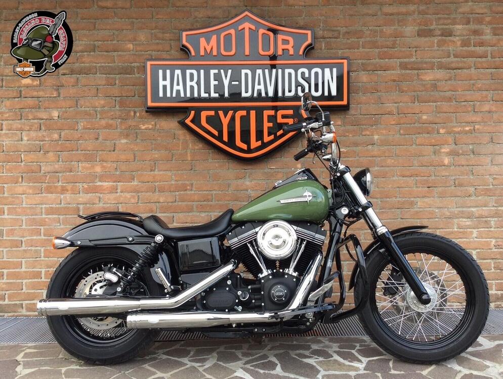 Harley-Davidson 1690 Street Bob (2017) - FXDB