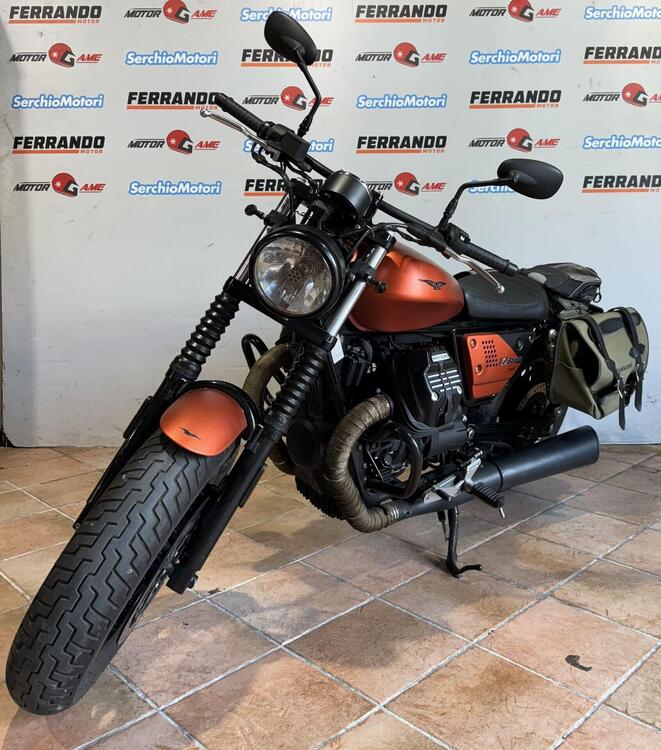 Moto Guzzi V9 Bobber Sport (2019 - 20) (3)