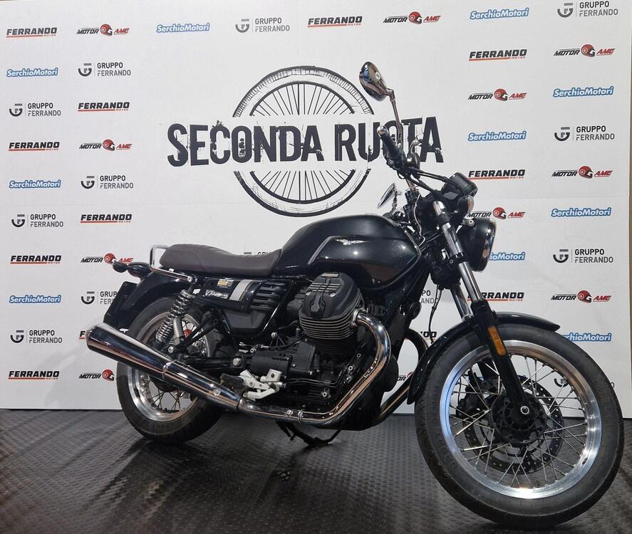 Moto Guzzi V7 III Special (2017 - 20) (4)