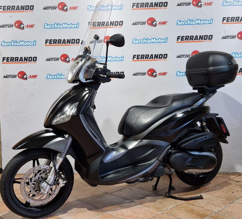 Piaggio Beverly 350 ABS (2016 - 20) (3)