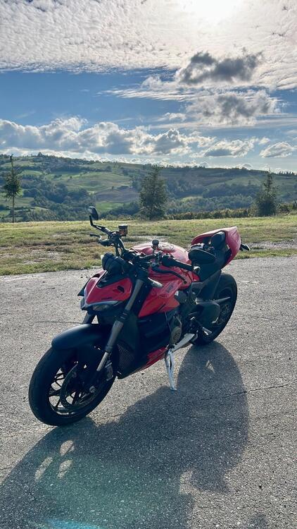 Ducati Streetfighter V4 (2023 - 24)