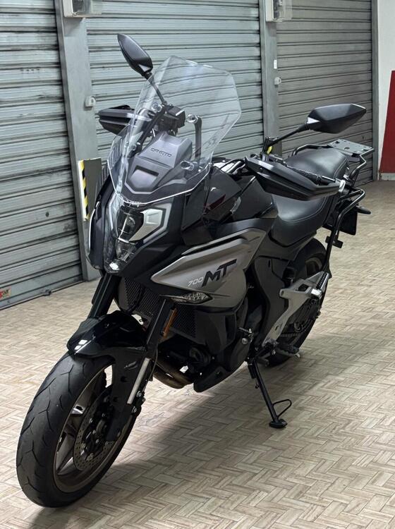 CFMOTO 700MT (2024 - 25) (2)