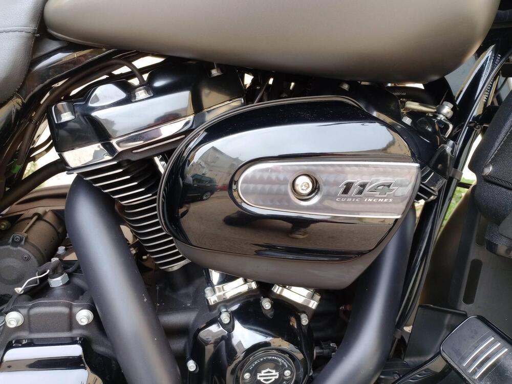 Harley-Davidson 114 Street Glide Special (2019 - 20) - FLHXS (2)