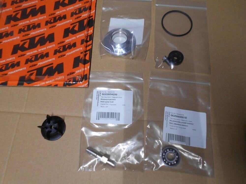 Riparazione pompa acqua. Kit KTM 125-150-200 SX-EX