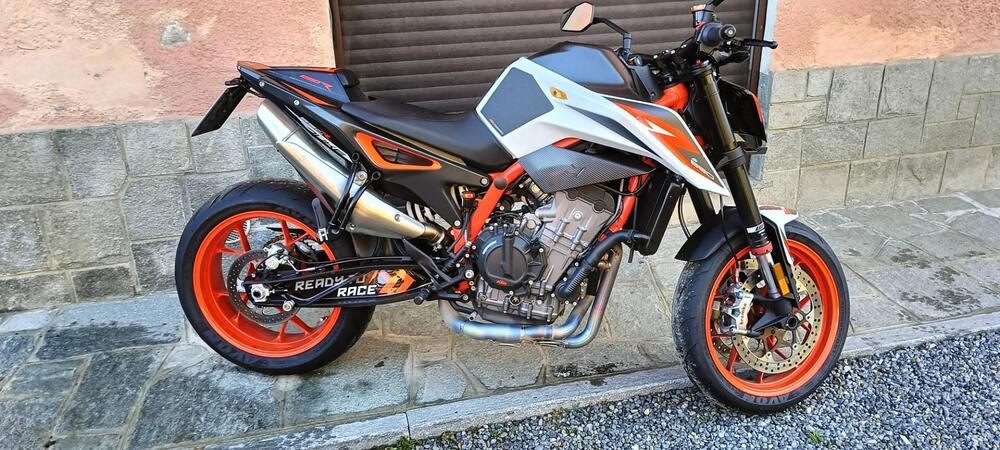 KTM 890 Duke R (2020) (2)