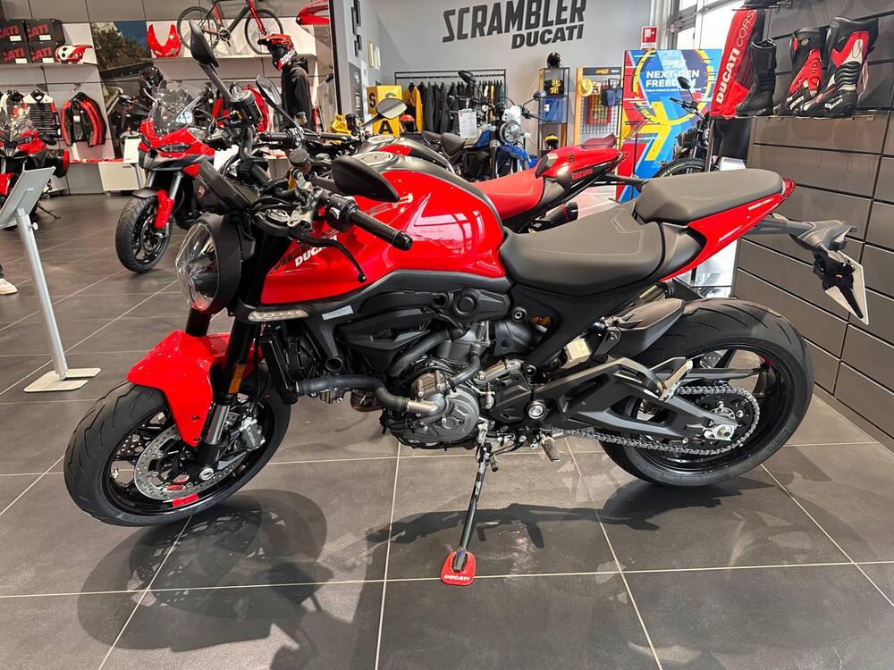 Ducati Monster 937 (2021 - 25) (2)