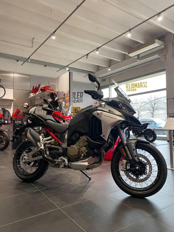 Ducati Multistrada V4 S (2021 - 24) (2)