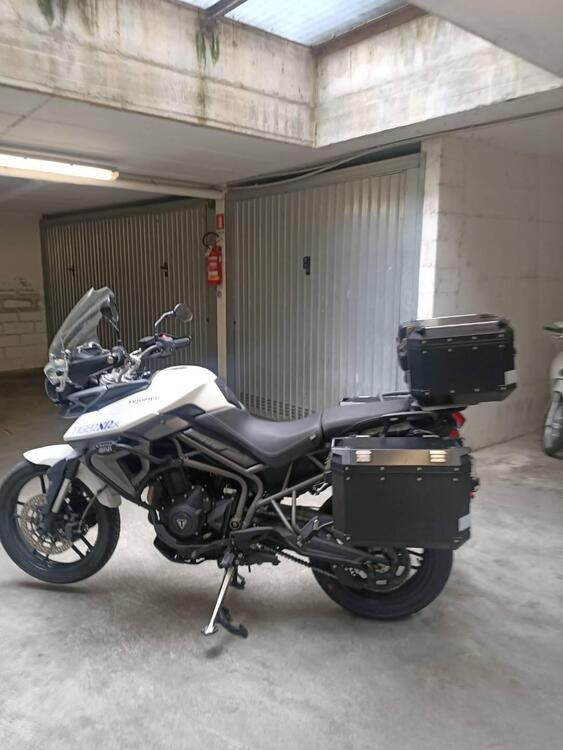 Triumph Tiger 800 XRx (2015 - 17) (3)