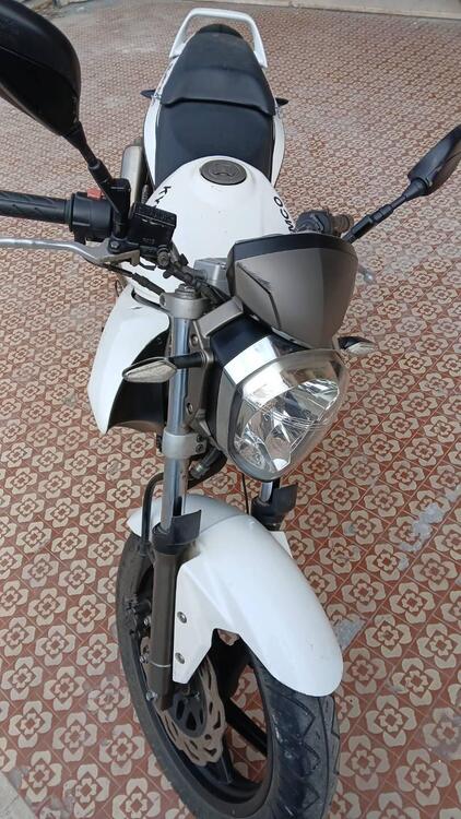 Kymco Quannon 125 Naked (2010 - 17) (2)