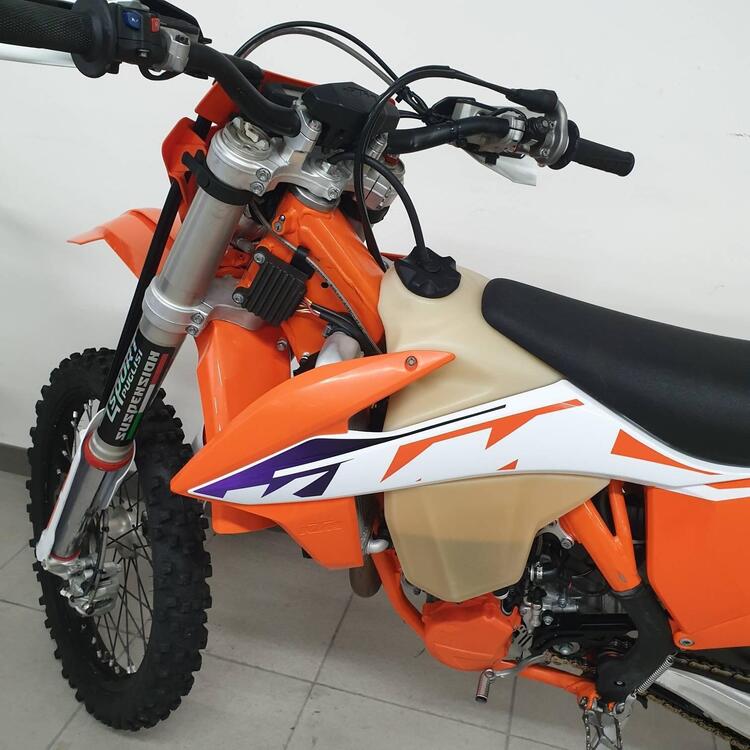 KTM 450 EXC-F Six Days (2023) (2)