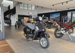 Vespa GTS 300 (2023 - 24) nuova