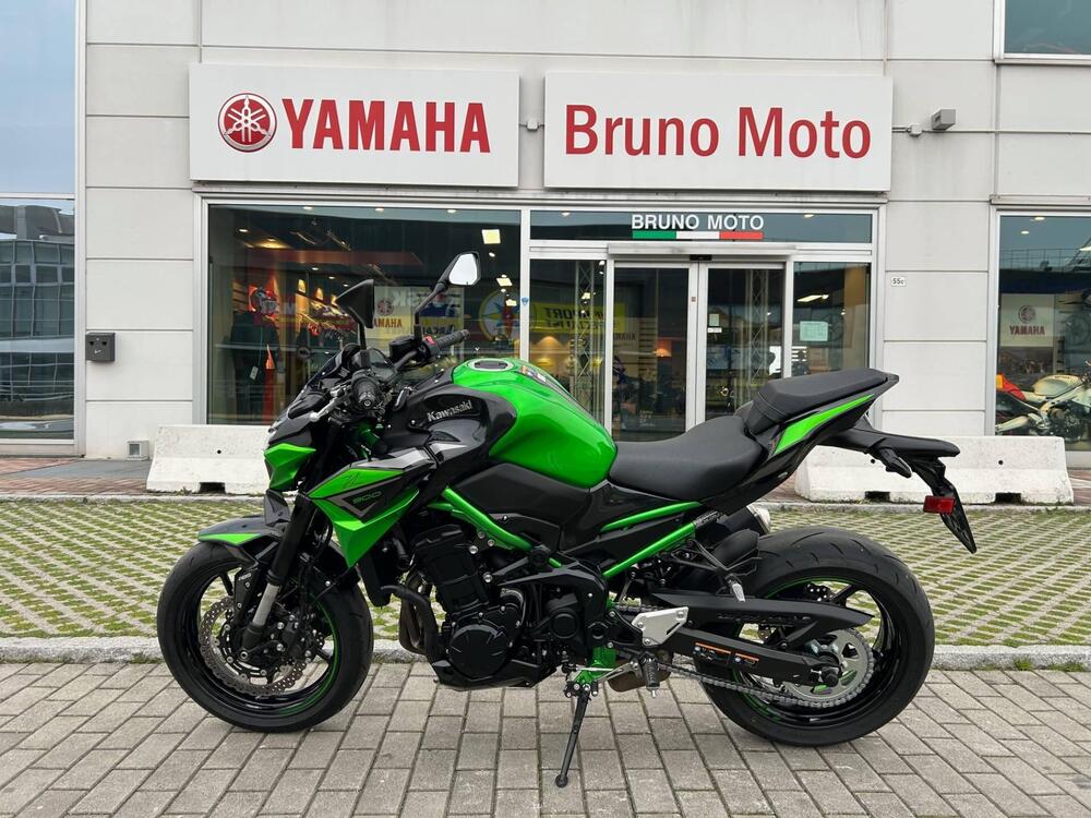 Kawasaki Z 900 A2 (2021 - 24) (2)