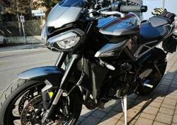 Triumph Street Triple 765 R (2023 - 25) usata