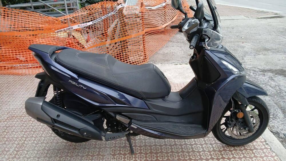 Kymco Agility 300i (2021 - 25) (3)