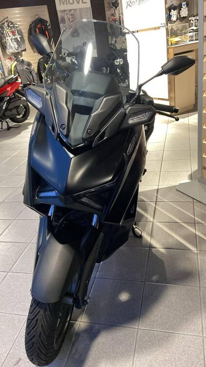 Yamaha X-Max 125 Tech Max (2021 - 24) (2)