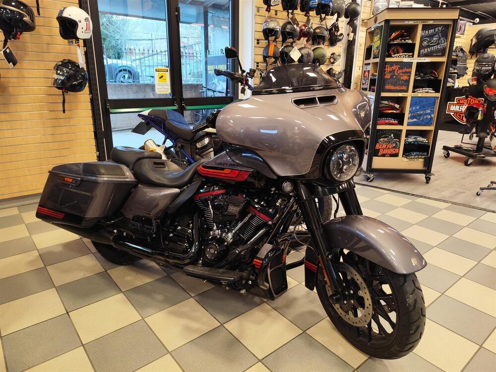 Harley-Davidson 117 Street Glide (2018 - 20) - FLHXSE (5)