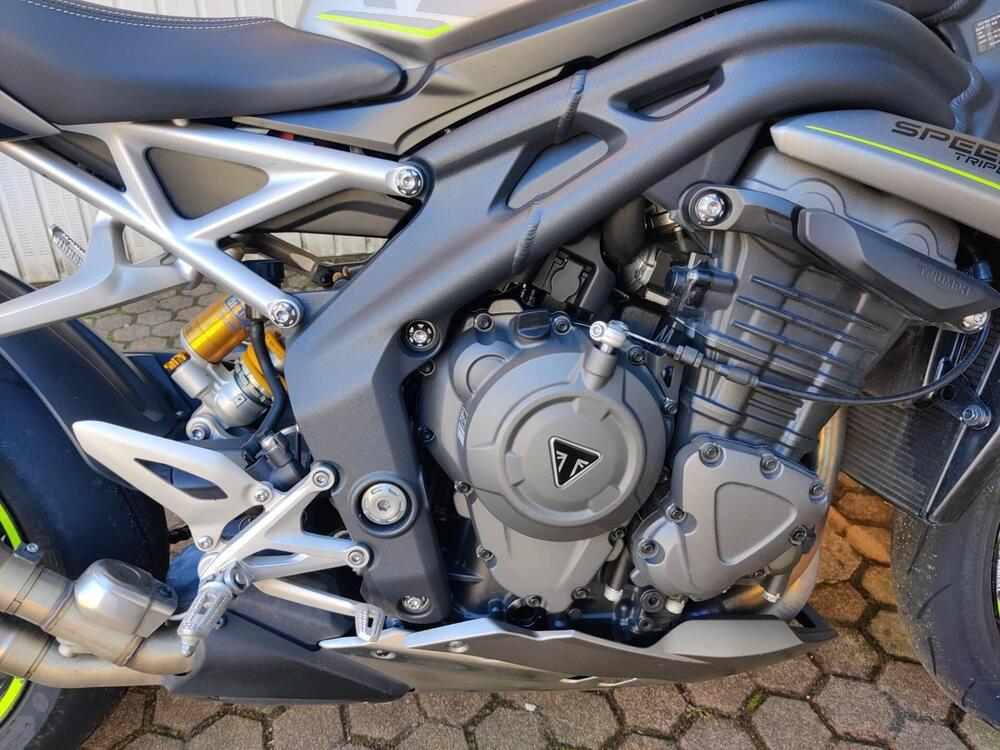 Triumph Speed Triple 1200 RS (2021 - 24) (3)