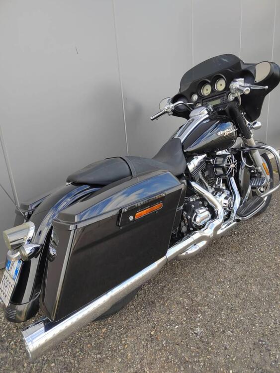 Harley-Davidson 1584 Street Glide (2008 - 10) - FLHX (4)