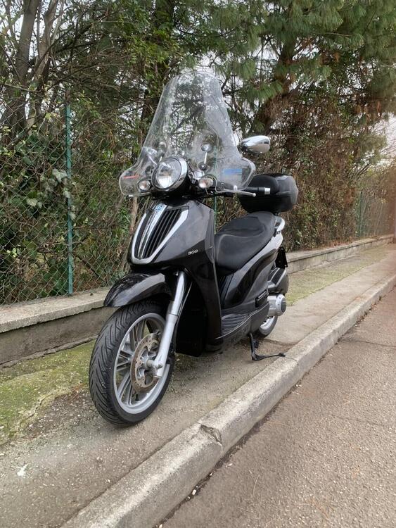 Piaggio Carnaby Cruiser 300 (2008 - 13) (2)