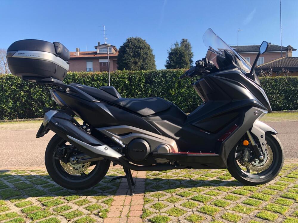 Kymco AK 550 ETS (2021 - 25)