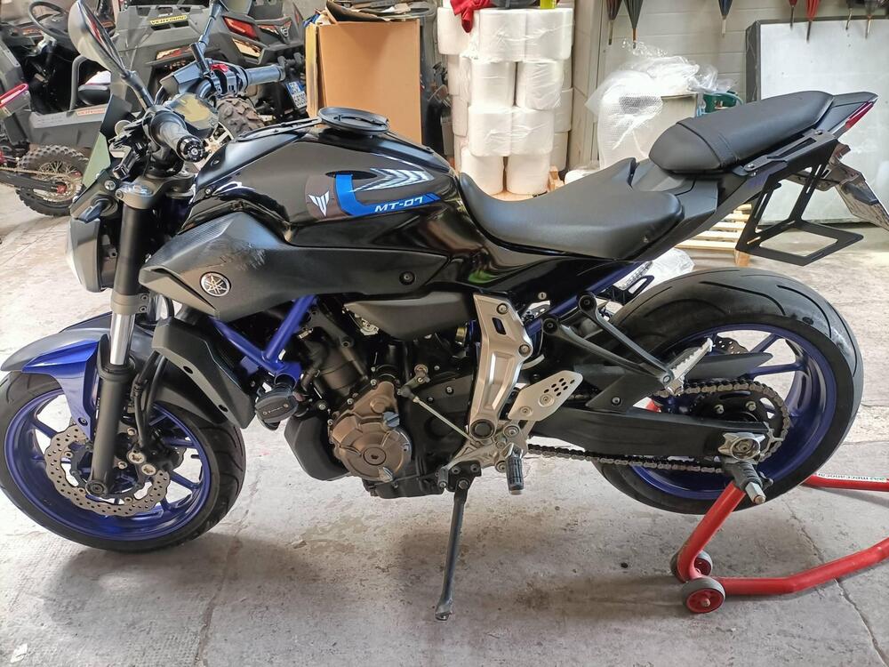 Yamaha MT-07 (2014 - 16) (3)