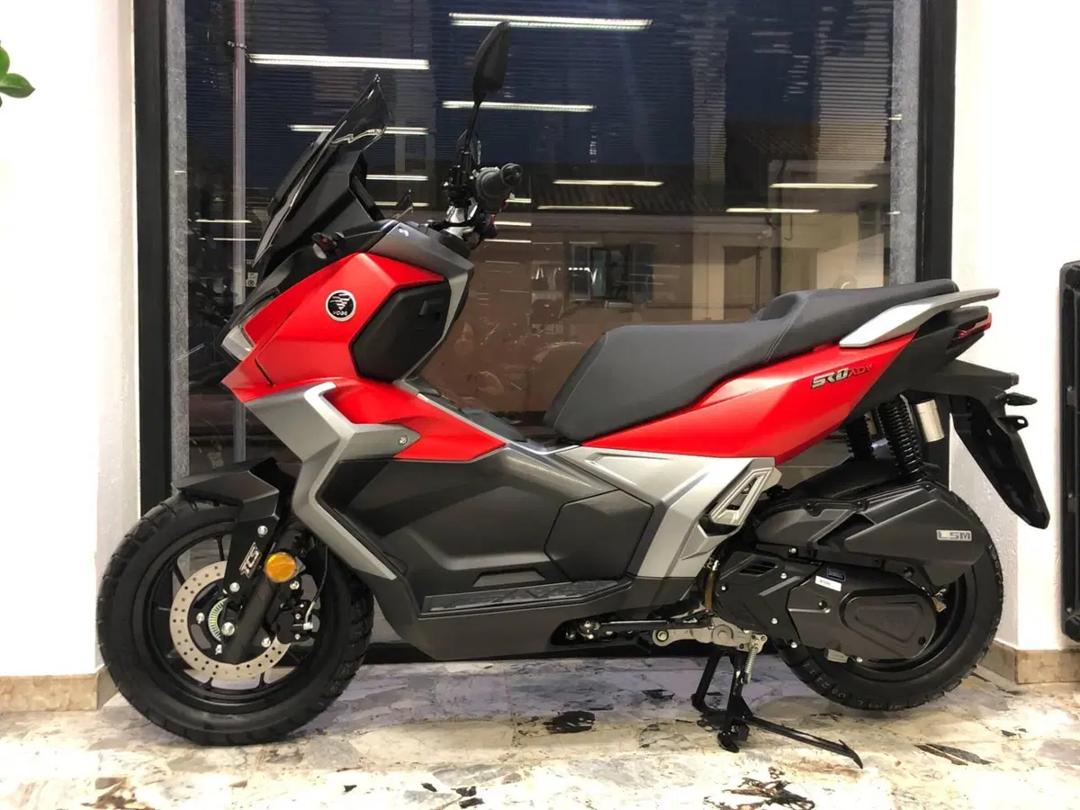 Voge Sfida SR1 ADV (2023 - 26) (2)