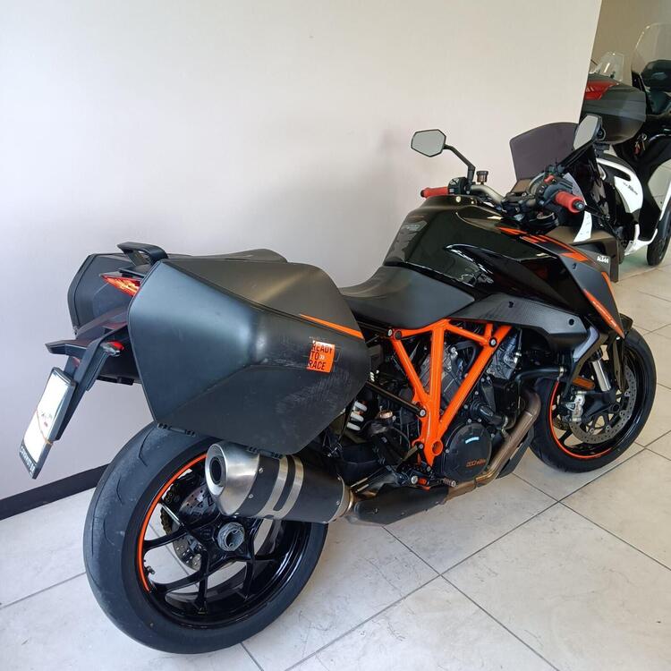 KTM 1290 Super Duke GT ABS (2016 - 18) (3)