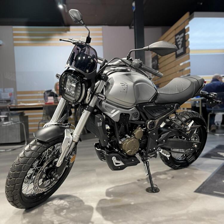 Voge Trofeo 300ACX Scrambler (2021 - 25)