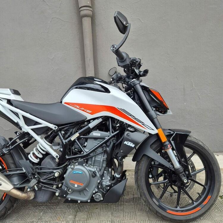 KTM 390 Duke (2021 - 23) (3)