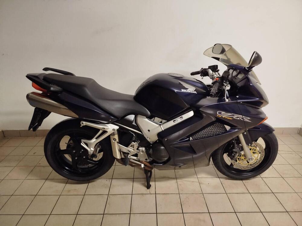 Honda Vfr800vtec