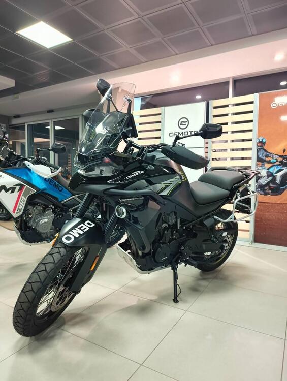 CFMOTO 800MT Explore (2023 - 25)