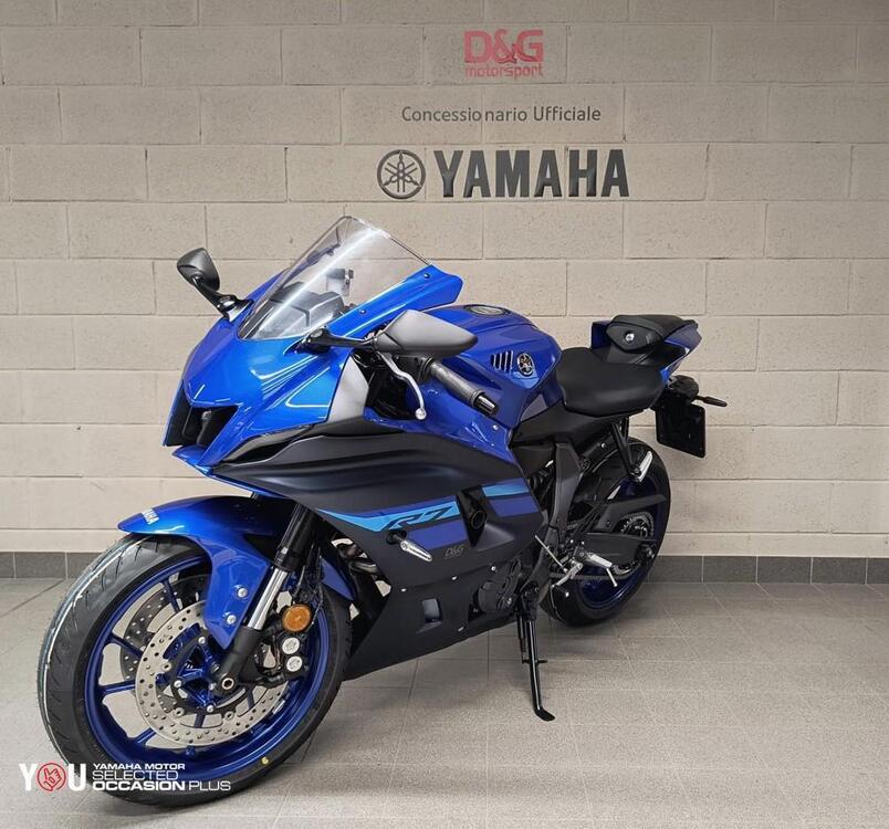 Yamaha YZF R7 (2021 - 25) (3)