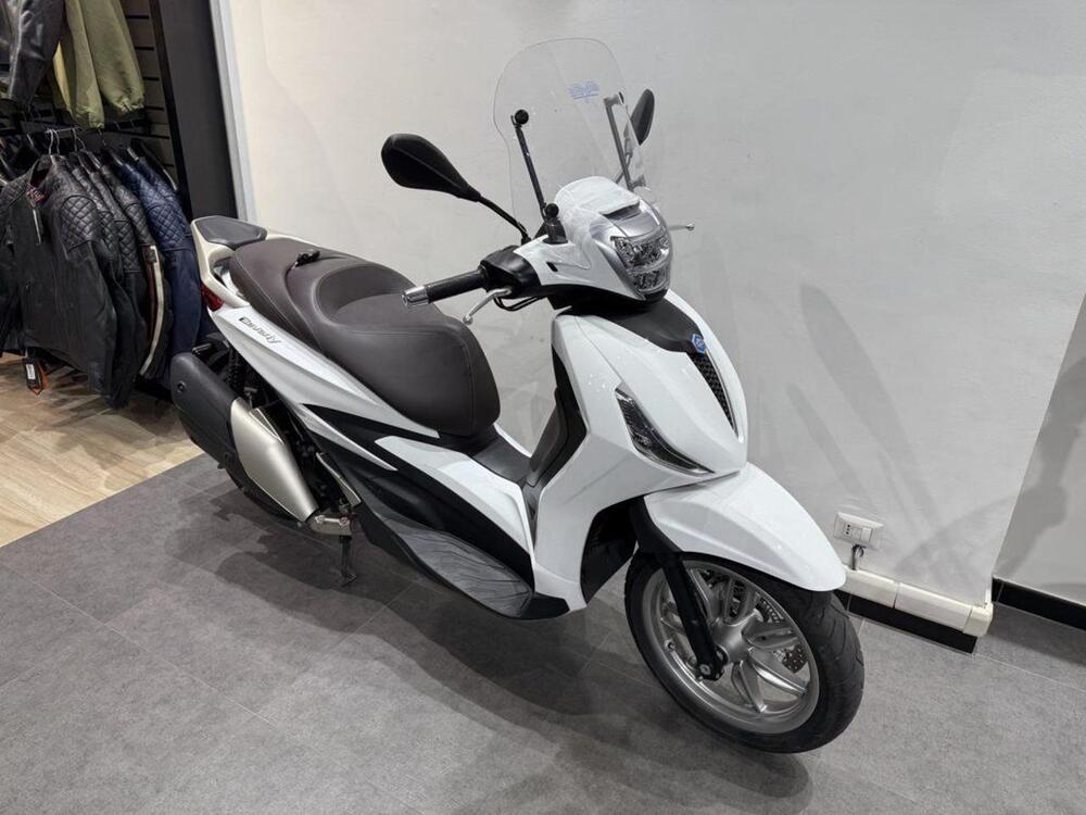 Piaggio Beverly 400 ABS-ASR (2021 - 25) (3)