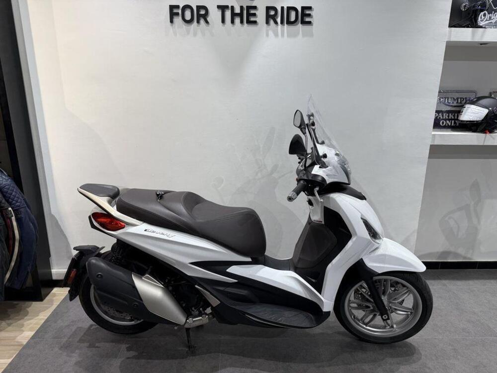 Piaggio Beverly 400 ABS-ASR (2021 - 25) (2)