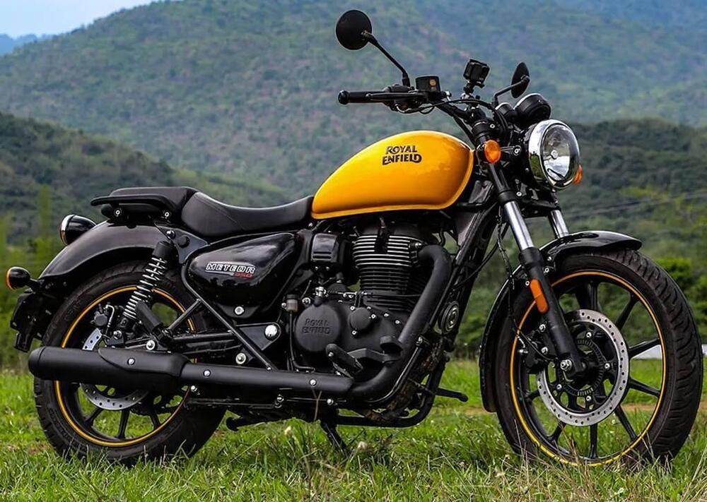 Royal Enfield Meteor 350 Fireball (2021 - 25)